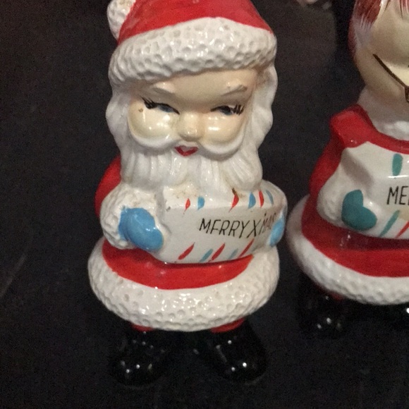 Santa Clause and Mrs Santa Clause Salt and Pepper Shakers - Vintage - as… - Picture 3 of 10